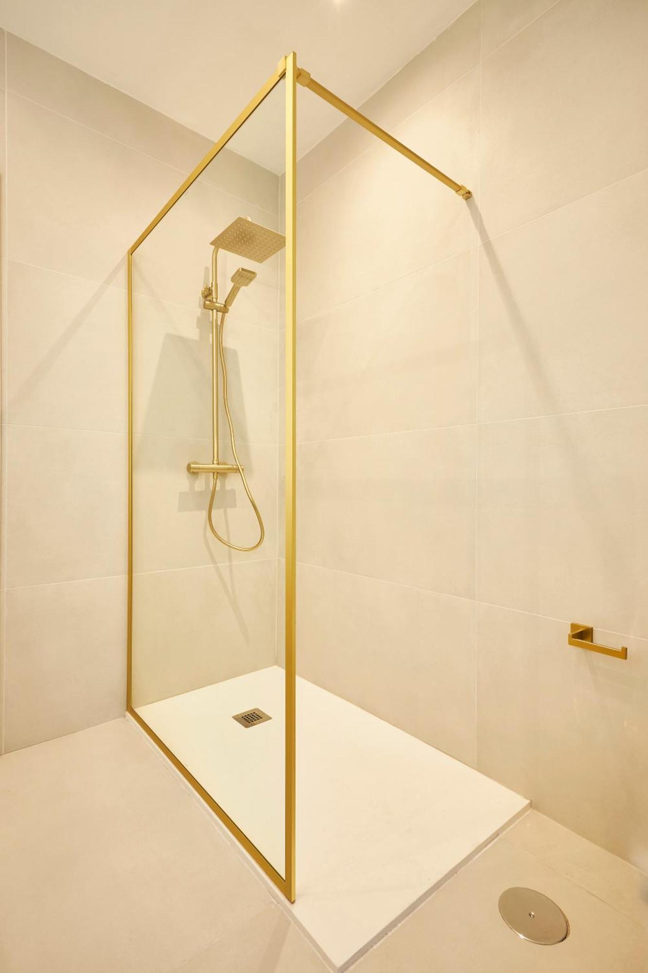Atocha Lux, By Presidence Rentals Madrid Extérieur photo
