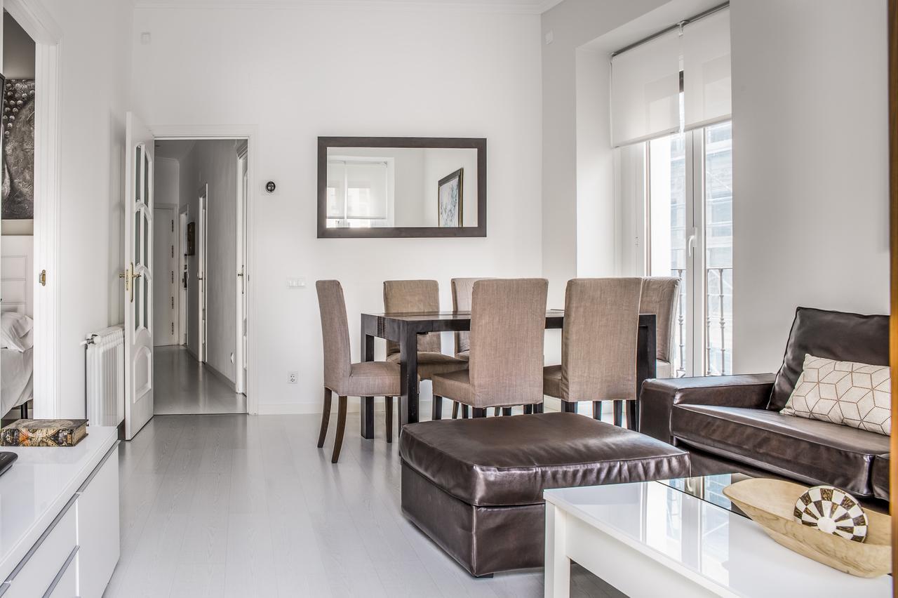 Atocha Lux, By Presidence Rentals Madrid Extérieur photo
